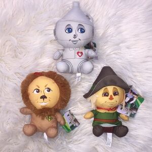 Set of 3 Wizard of Oz plush toys. NWT.